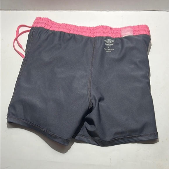 Umbro Pink and Gray Athletic Shorts Lightweight Running - Picture 6 of 8
